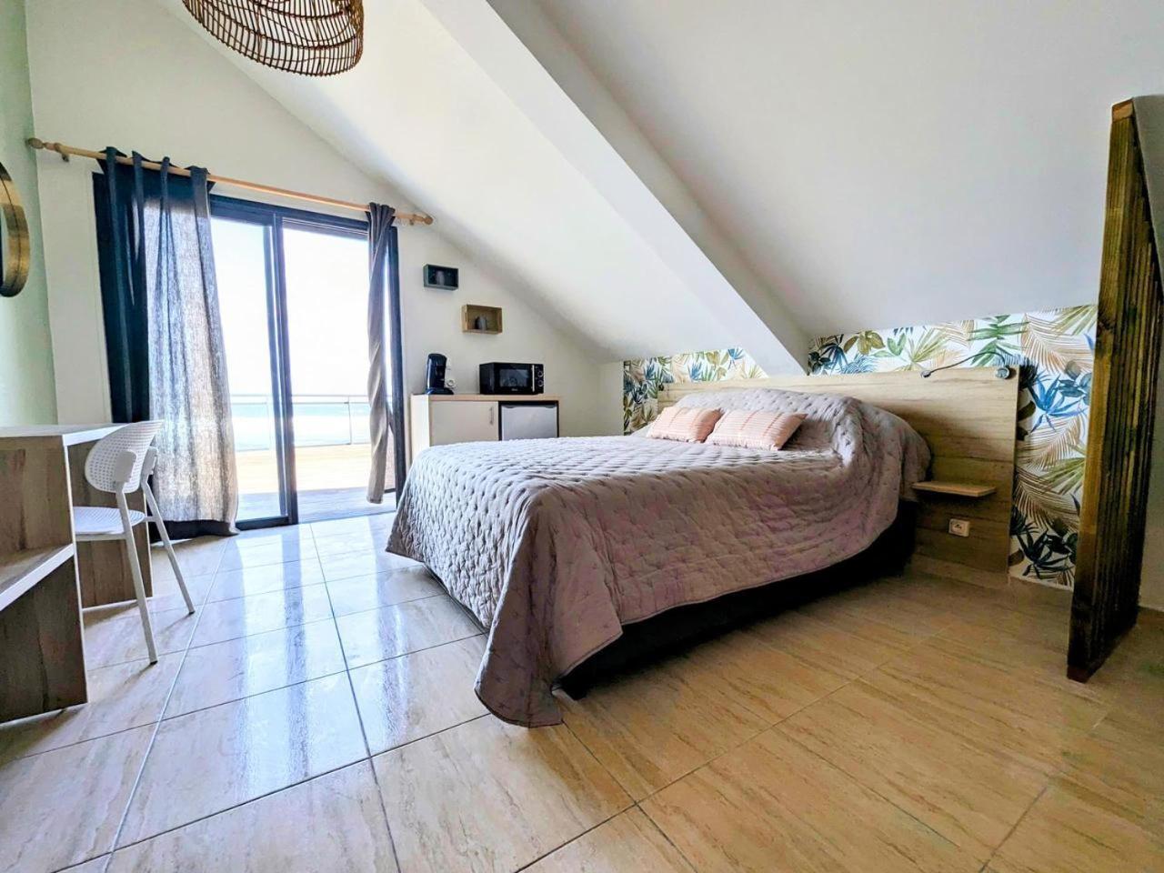 Studio Dauphin - Plage De Saint-Pierre Saint Pierre Exterior foto